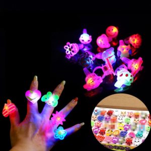 5 kusů svítících LED prstýnků - krásný dárek pro děti
